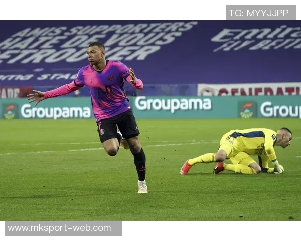 迎来巴黎生涯百场里程碑登贝莱誓言全力以赴助球队成功