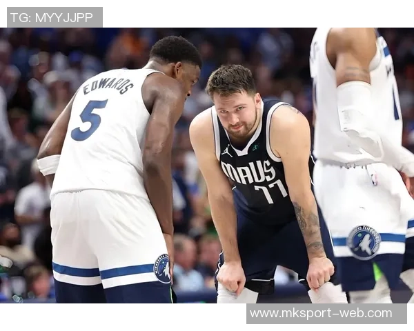 詹姆斯称赞东契奇身体状态出色有助于赛后恢复表现提升