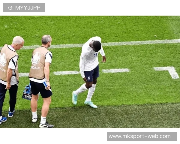 法媒报道登贝莱有望出战拜仁但或以替补身份登场 法媒报道登贝莱有望出战拜仁但或以替补身份登场